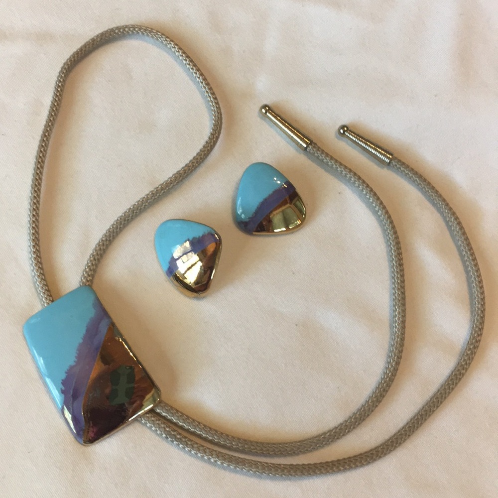 Ceramic bolo tie and matching earrings